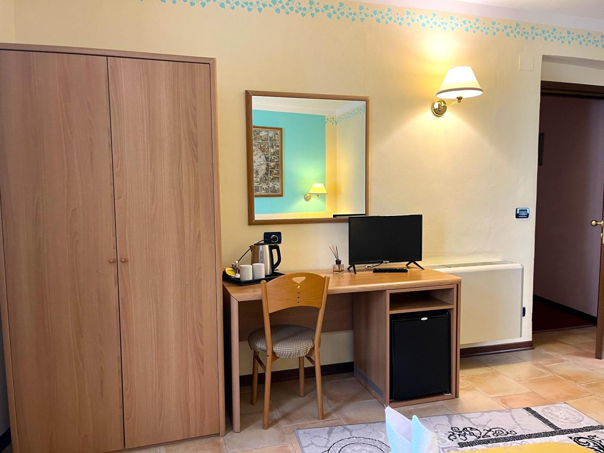 Hotel スーザ エクステリア 写真