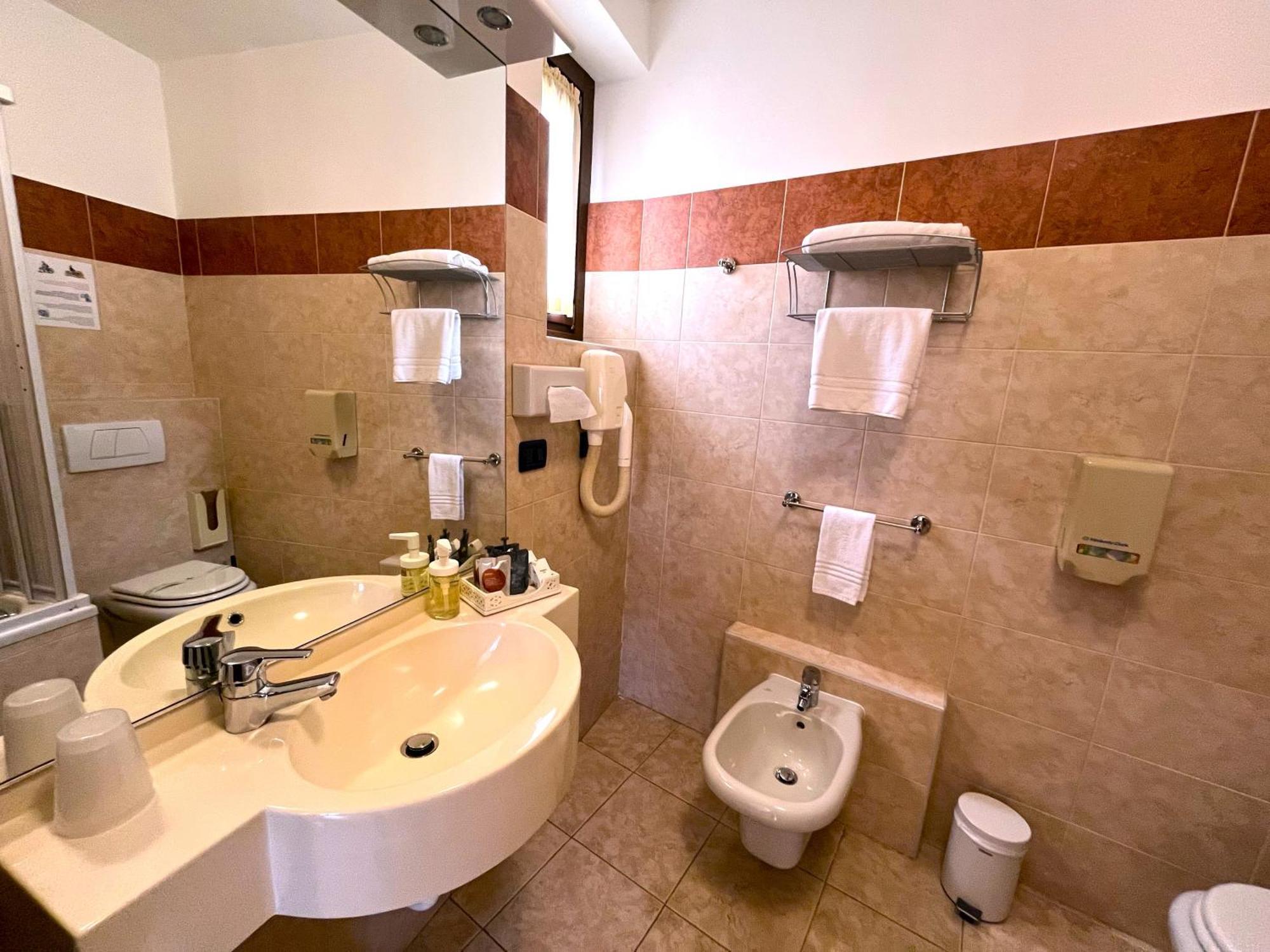 Hotel スーザ エクステリア 写真